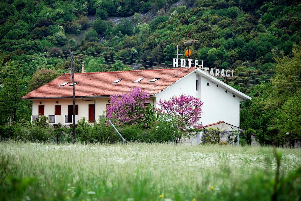 Hotel Faraggi Kleidonia エクステリア 写真