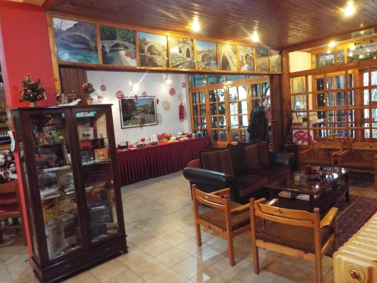 Hotel Faraggi Kleidonia エクステリア 写真